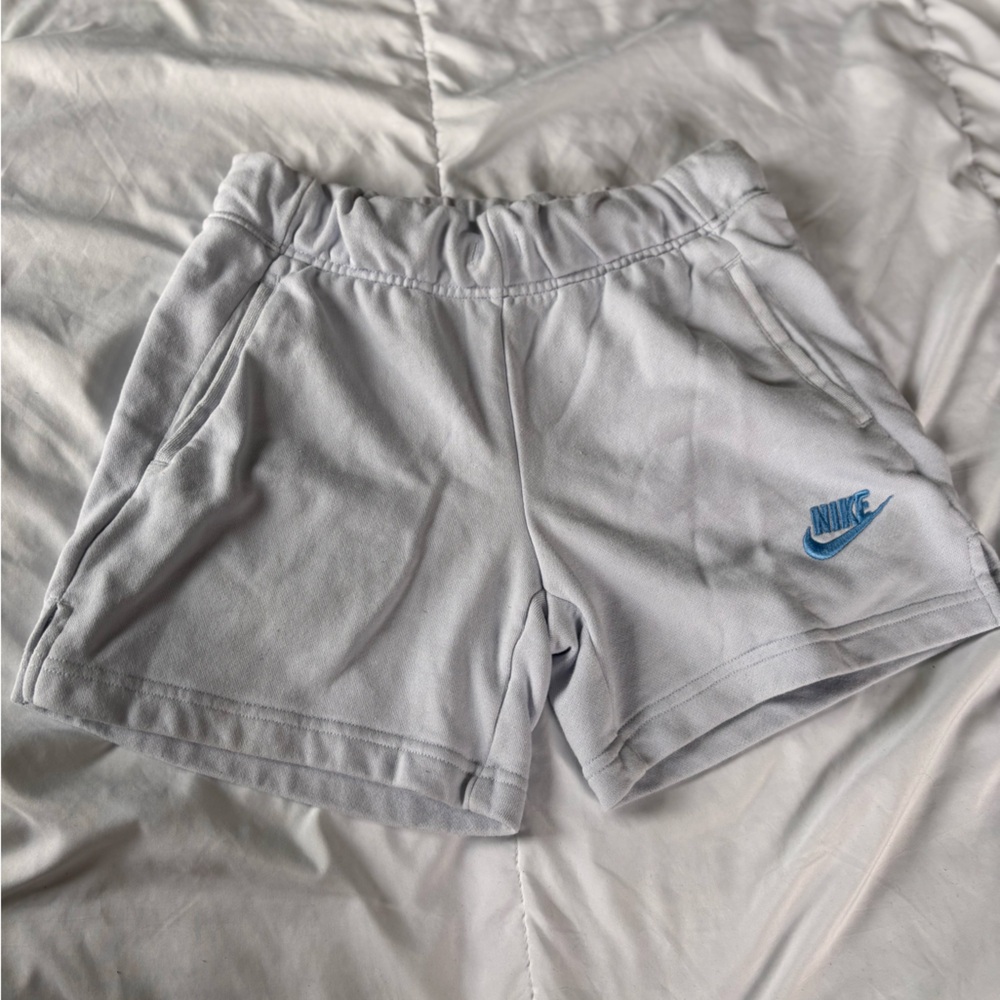 NIKE lounge shorts